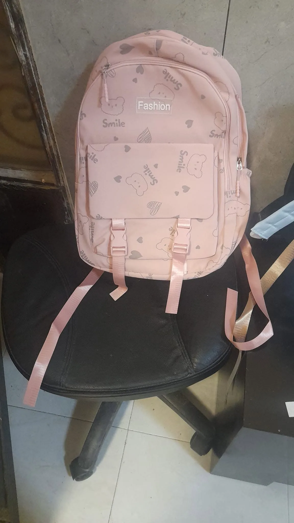 🎒 جمعية البيلسان الخيرية تطلق حملة الحقائب المدرسية وتوزيع القرطاسية 